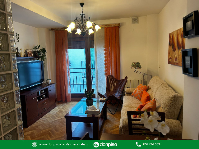 Imagen 3 Inmueble 291372 - Piso en venta en Almendralejo / Piso ubicado en pleno corazón de Almendralejo