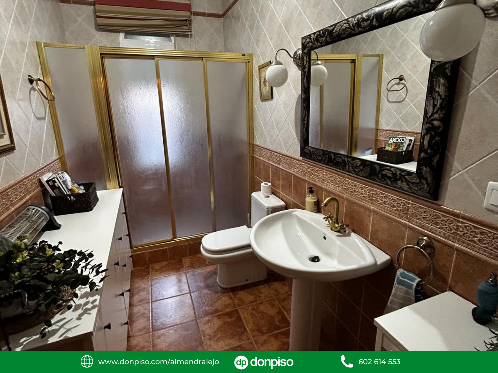 Imagen 7 Casa en venta en Almendralejo / Chalet situado en la urbanización San Marcos