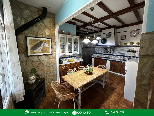 Imagen 12 Inmueble 291559 - Casa en venta en Almendralejo / Chalet situado en la urbanización San Marcos