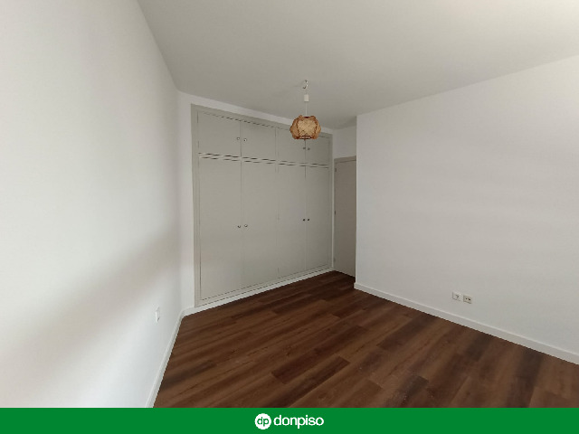 Imagen 3 Inmueble 293344 - Piso en alquiler en Almendralejo / Piso ubicado en la zona más comercial de Almendralejo