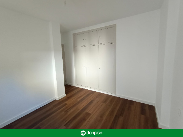 Imagen 7 Inmueble 293344 - Piso en alquiler en Almendralejo / Piso ubicado en la zona más comercial de Almendralejo