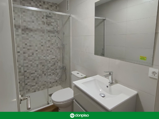 Imagen 5 Inmueble 293344 - Piso en alquiler en Almendralejo / Piso ubicado en la zona más comercial de Almendralejo