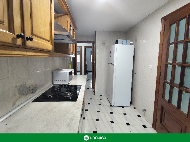 Imagen 2 Inmueble 293477 - Piso en alquiler en Almendralejo / Piso situado cerca del centro de Almendralejo