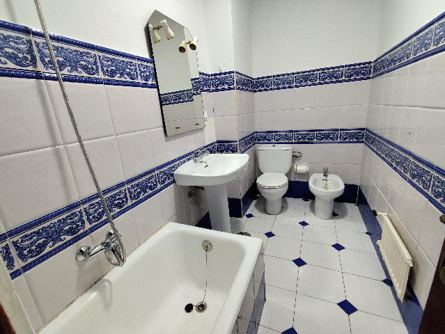 Imagen 12 Inmueble 295945 - Apartamento en alquiler en Almendralejo / Inmueble en pleno centro de Almendralejo.