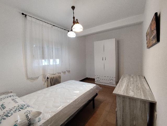 Imagen 14 Inmueble 295945 - Apartamento en alquiler en Almendralejo / Inmueble en pleno centro de Almendralejo.