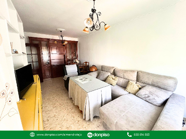 Imagen 3 Inmueble 295975 - Apartamento en venta en Almendralejo / Buena ubicación, centro de Almendralejo.