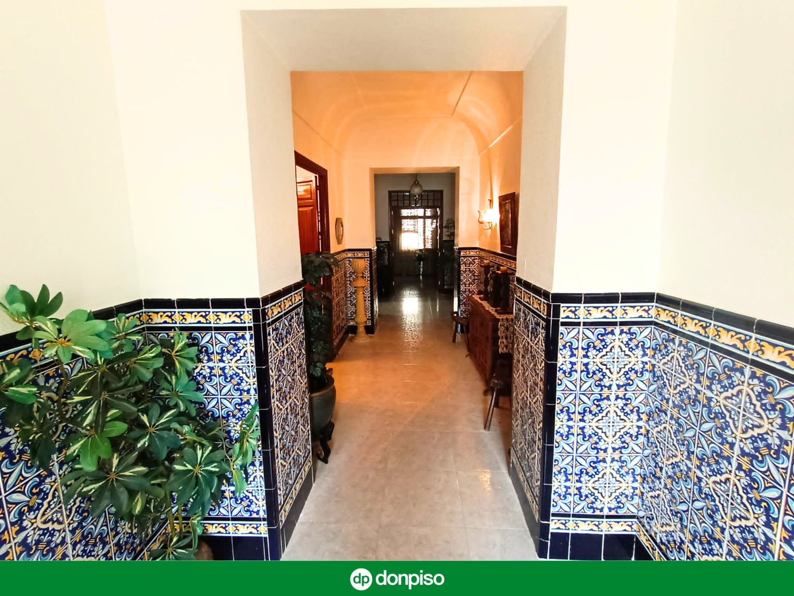 Imagen 2 Casa Pareada en venta en Almendralejo / Gran casa en pleno centro de Almendralejo.