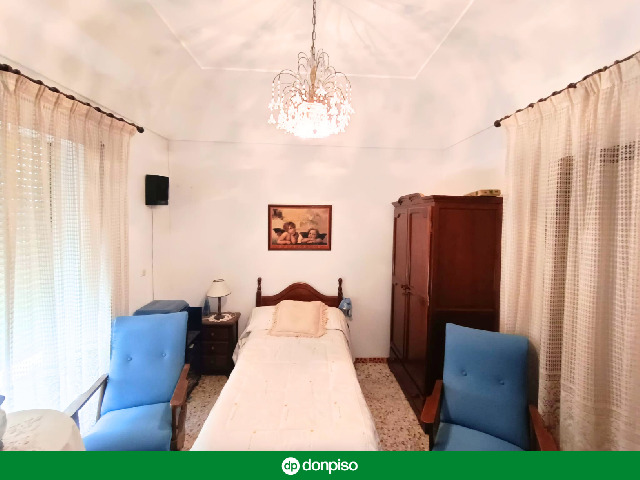 Imagen 9 Inmueble 296147 - Casa Pareada en venta en Almendralejo / Gran casa en pleno centro de Almendralejo.