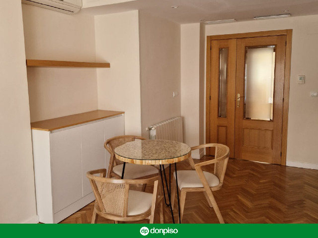 Imagen 4 Inmueble 296250 - Ático en alquiler en Almendralejo / Nuevo alquiler en Almendralejo. Muy Céntrico