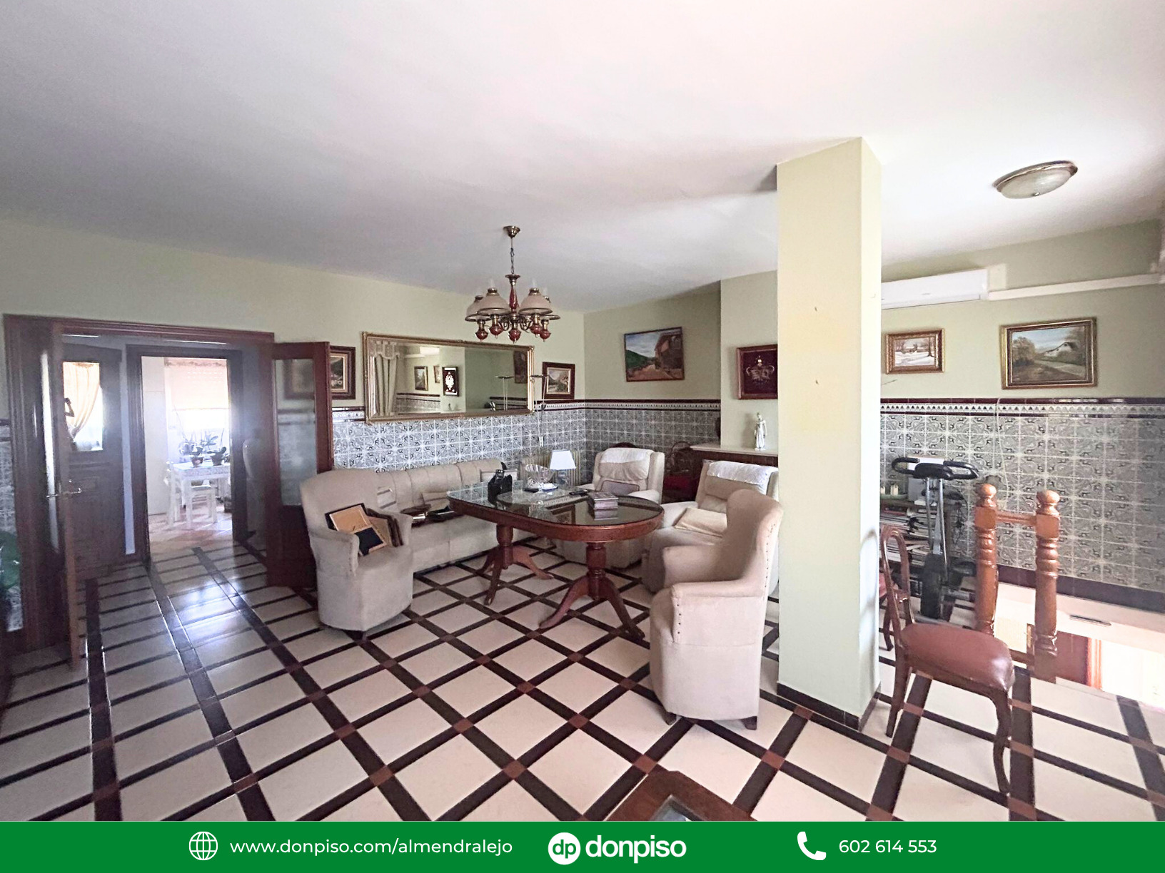 Imagen 6 Casa Adosada en venta en Almendralejo / Chalet en la mejor calle de San Marcos