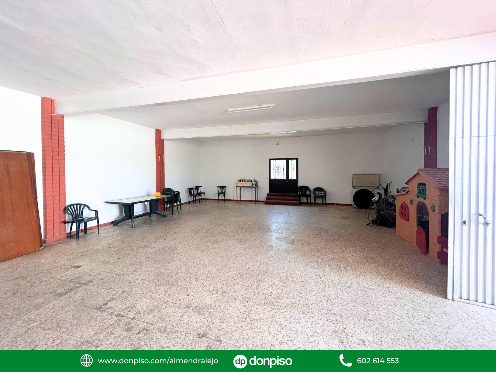 Imagen 10 Casa Adosada en venta en Almendralejo / Chalet en la mejor calle de San Marcos