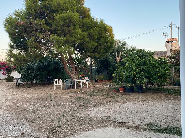 Imagen 5 Inmueble 296117 - Casa en venta en Chiclana De La Frontera / Cerca del Florín.