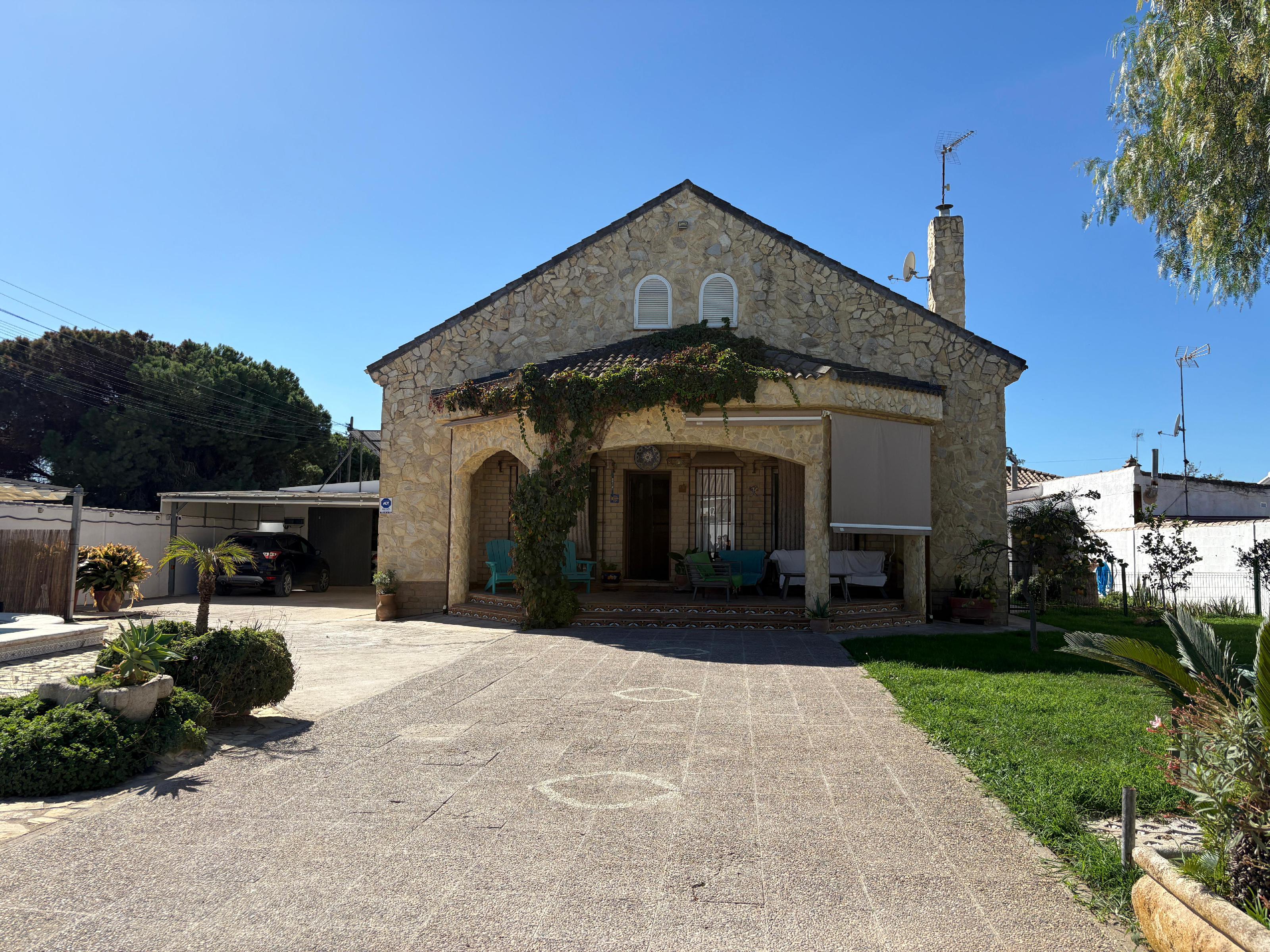 Imagen 6 Casa en venta en Chiclana De La Frontera / Zona Rana Verde. 