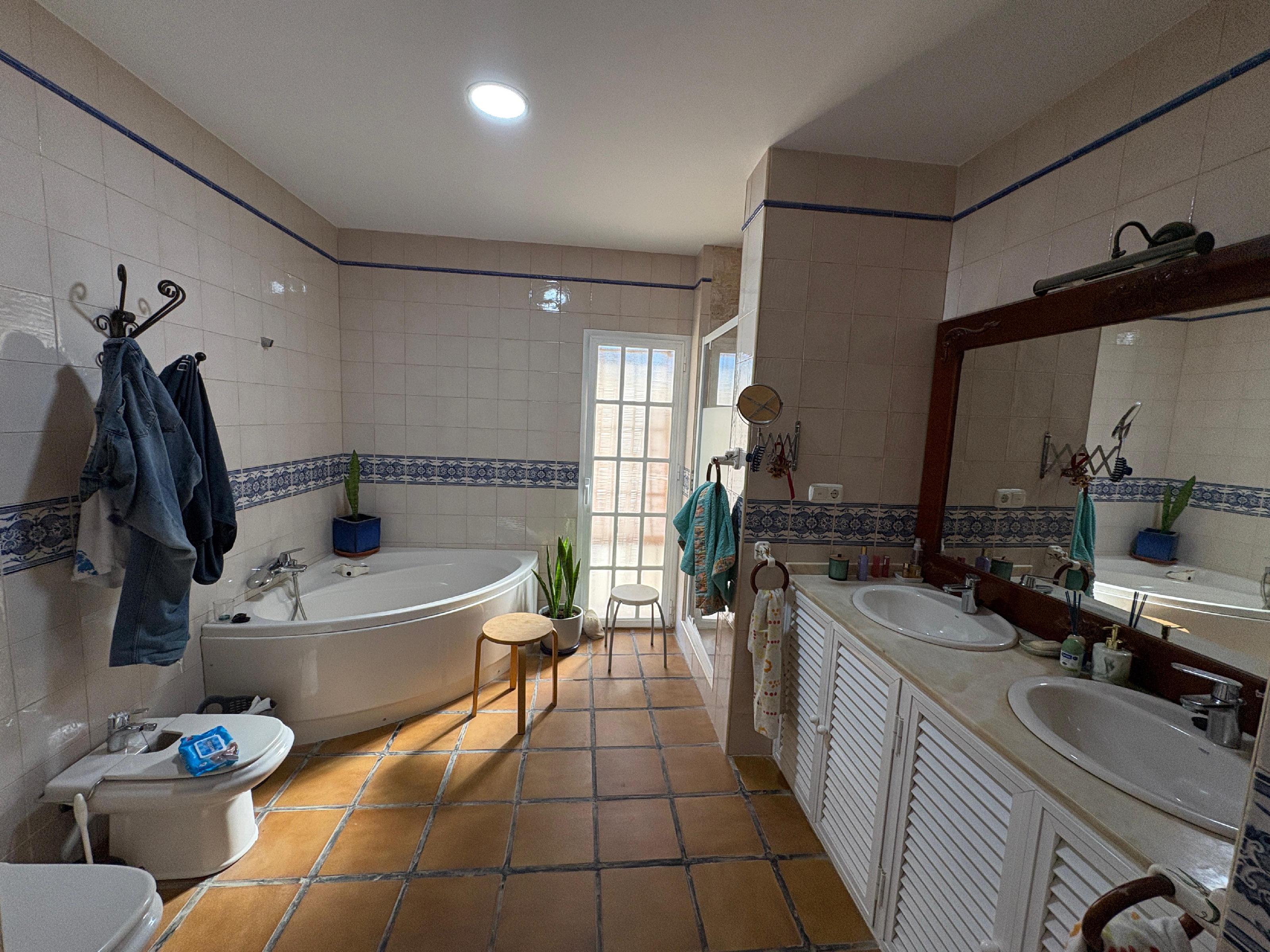 Imagen 25 Casa en venta en Chiclana De La Frontera / Zona Rana Verde. 