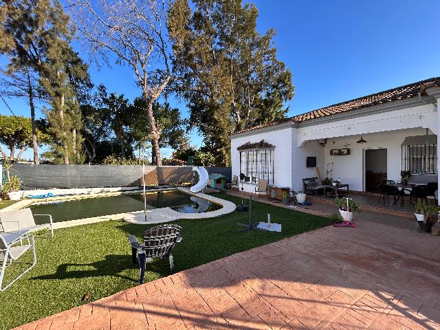 Imagen 3 Inmueble 298686 - Casa en venta en Chiclana De La Frontera / Cerca de la Venta del Burro.