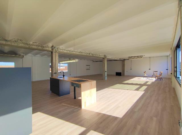 Imagen 1 Inmueble 301336 - Loft en venta en Sant Cugat Del Vallès / Sobre Av Cerdanyola 