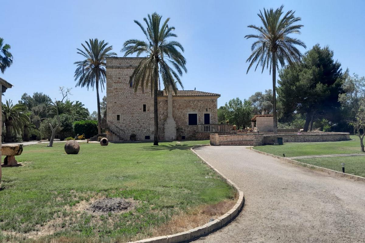 Imagen 3 Casa Rústica en venta en Salines Ses / Ses Salines - Colonia Sant Jordi