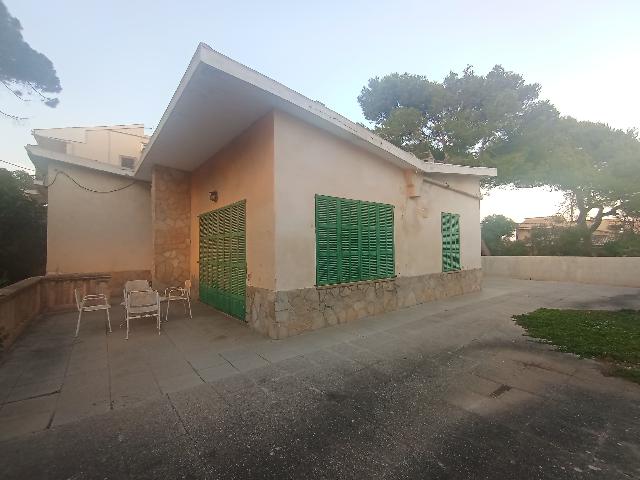 Imagen 2 Inmueble 289117 - Casa Aislada en venta en Manacor / Zona tranquila con parciales vistas al mar 