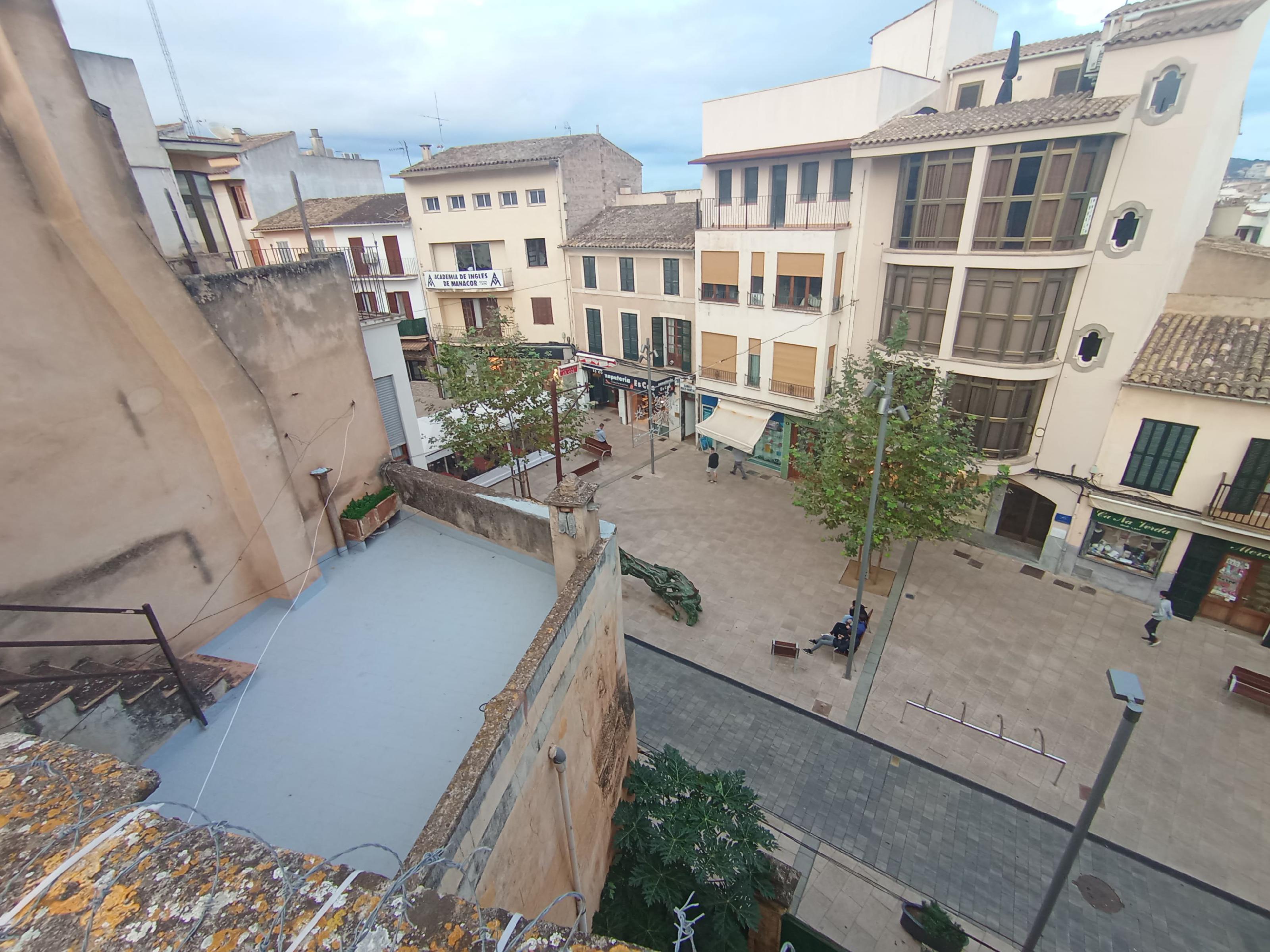 Imagen 6 Casa Adosada en venta en Manacor / En pleno centro de Manacor junto a la catedral.