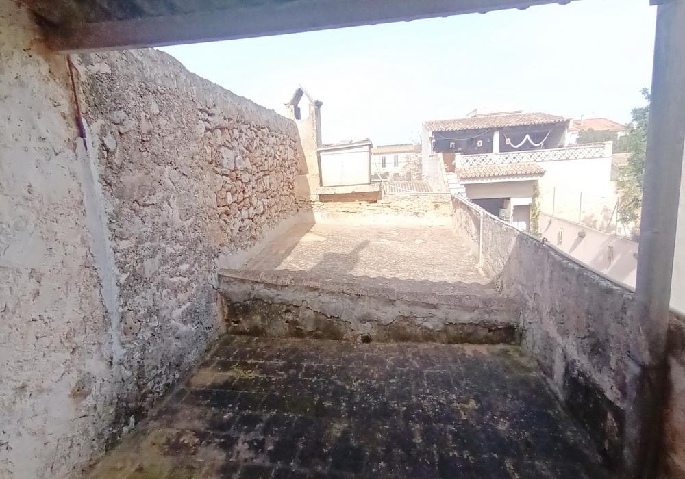 Imagen 6 Casa Adosada en venta en Santanyí / Vivienda de la plaza principal del pueblo