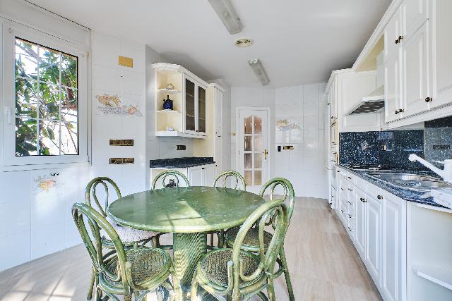 Imagen 14 Inmueble 287873 - Casa Aislada en venta en Pineda De Mar / Chalet en el centro de Pineda a 5 minutos de la playa