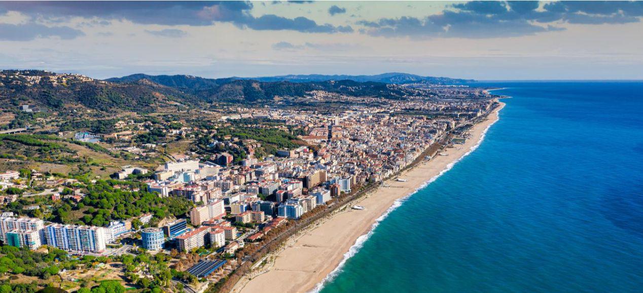 Imagen 40 Casa Aislada en venta en Pineda De Mar / Chalet en el centro de Pineda a 5 minutos de la playa