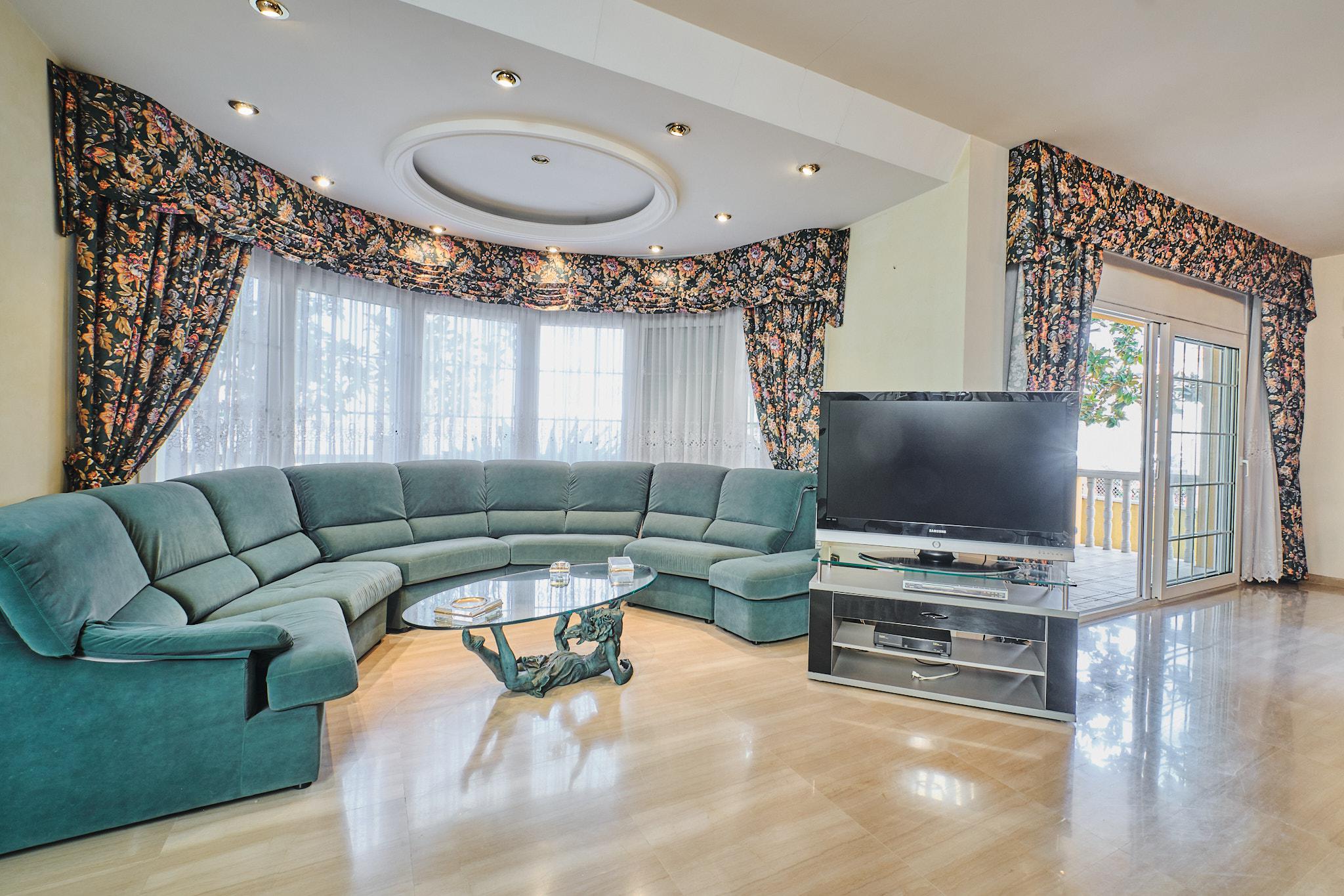 Imagen 4 Casa Aislada en venta en Pineda De Mar / Chalet en el centro de Pineda a 5 minutos de la playa