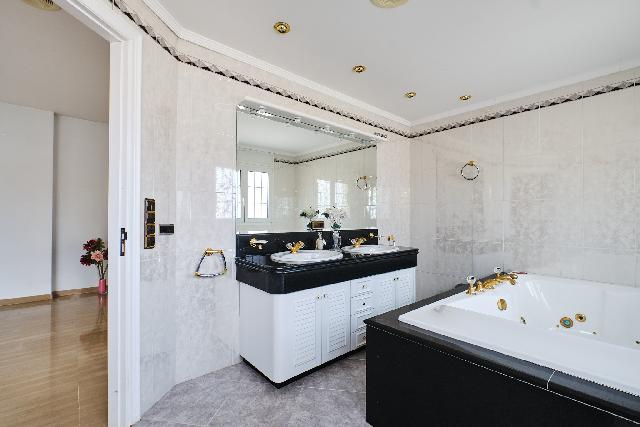 Imagen 22 Inmueble 287873 - Casa Aislada en venta en Pineda De Mar / Chalet en el centro de Pineda a 5 minutos de la playa