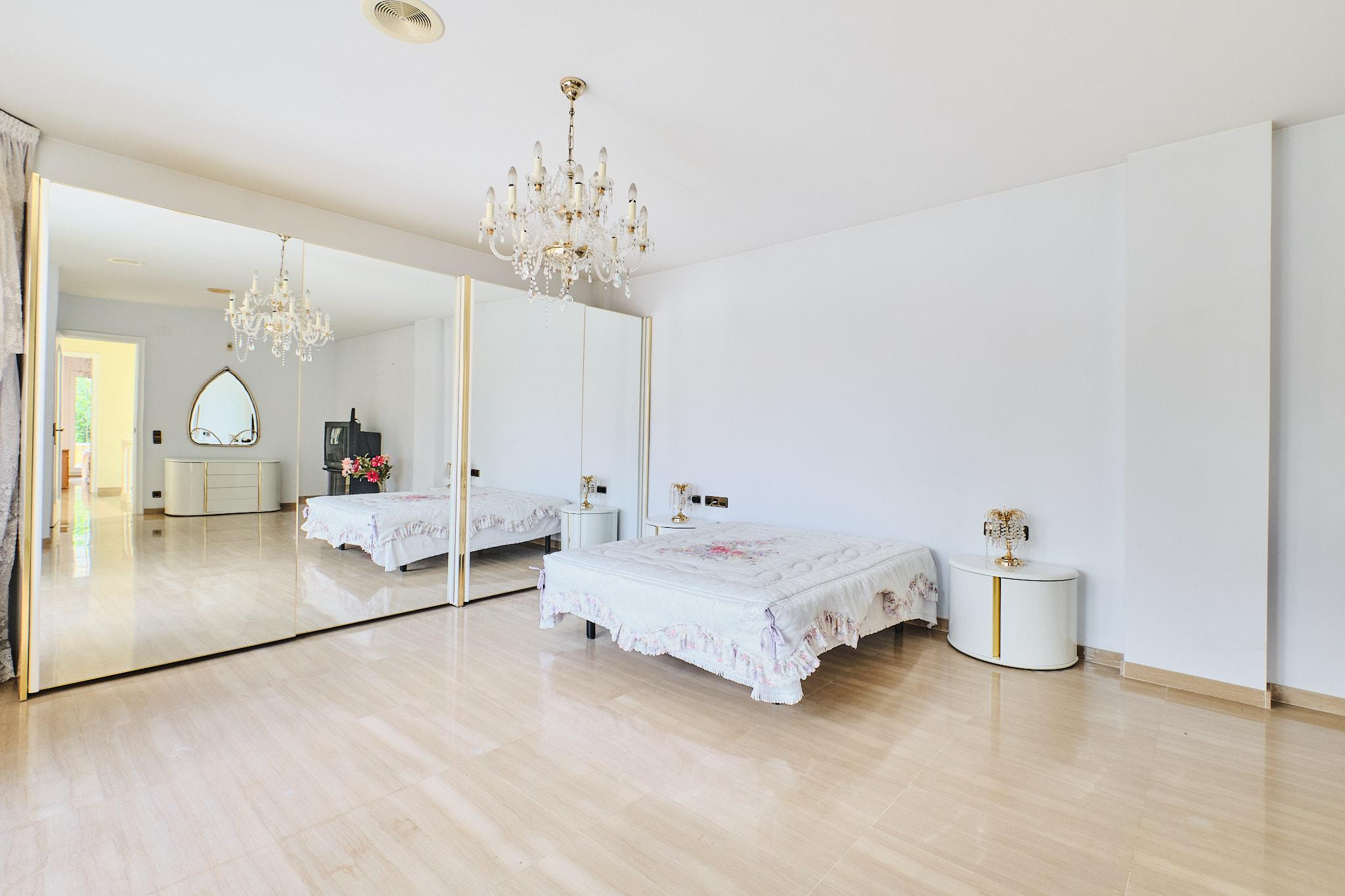 Imagen 19 Casa Aislada en venta en Pineda De Mar / Chalet en el centro de Pineda a 5 minutos de la playa