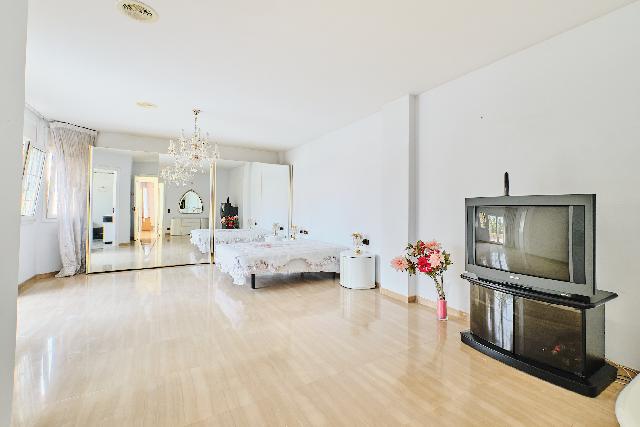 Imagen 18 Inmueble 287873 - Casa Aislada en venta en Pineda De Mar / Chalet en el centro de Pineda a 5 minutos de la playa