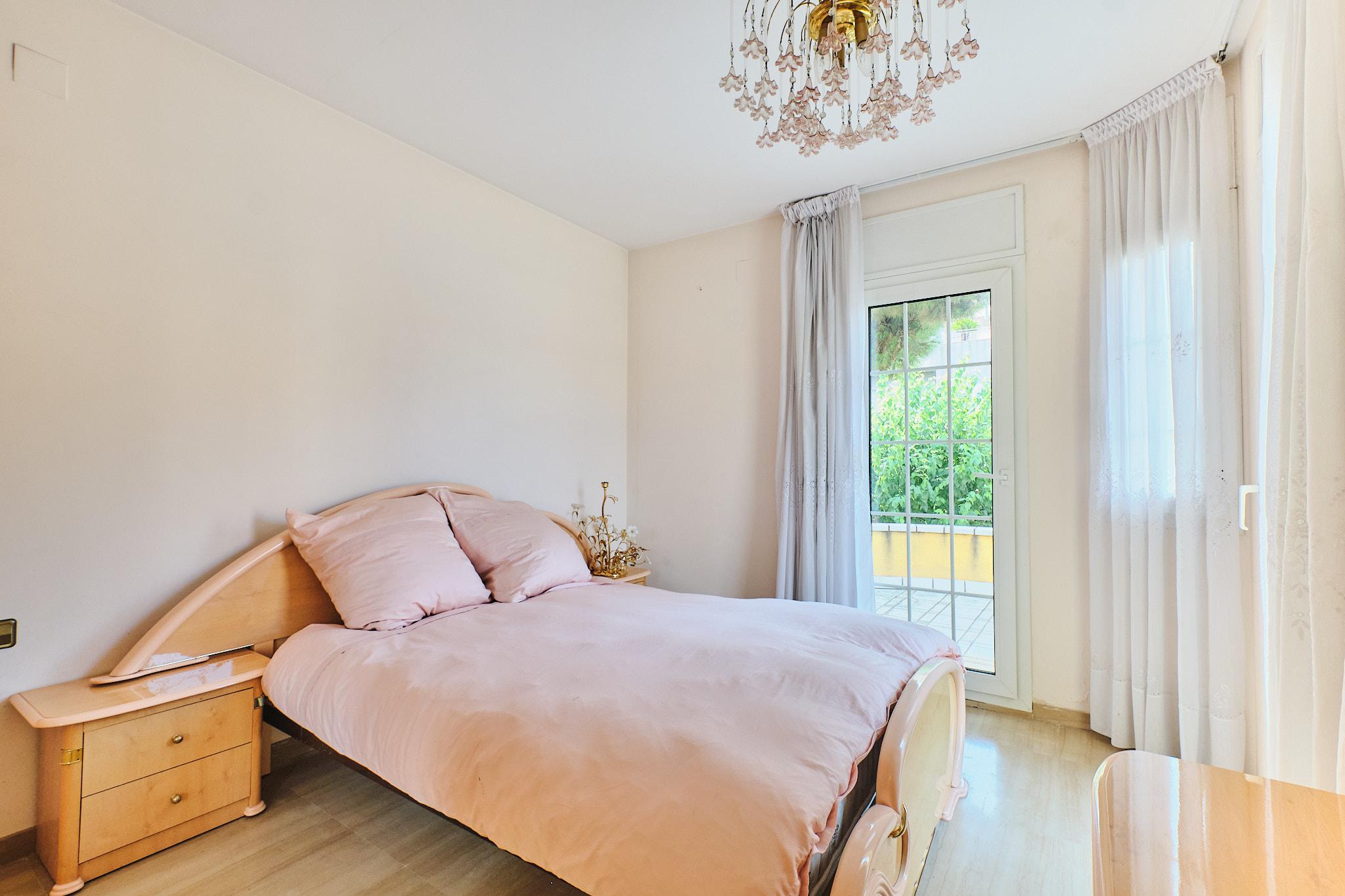 Imagen 43 Casa Aislada en venta en Pineda De Mar / Chalet en el centro de Pineda a 5 minutos de la playa