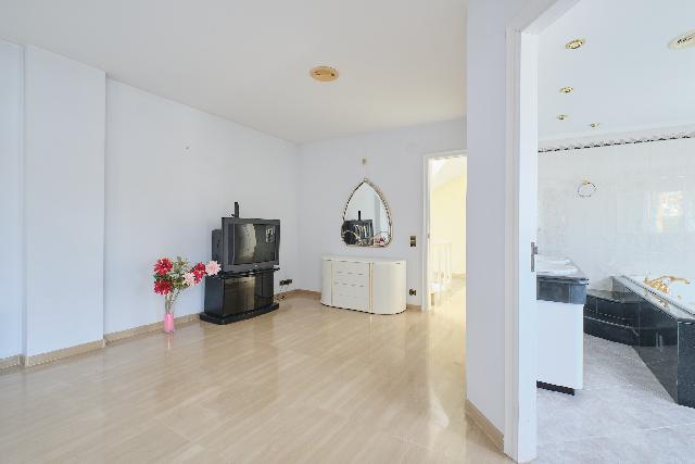 Imagen 21 Inmueble 287873 - Casa Aislada en venta en Pineda De Mar / Chalet en el centro de Pineda a 5 minutos de la playa