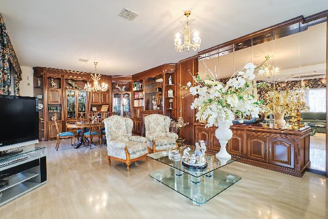 Imagen 7 Inmueble 287873 - Casa Aislada en venta en Pineda De Mar / Chalet en el centro de Pineda a 5 minutos de la playa