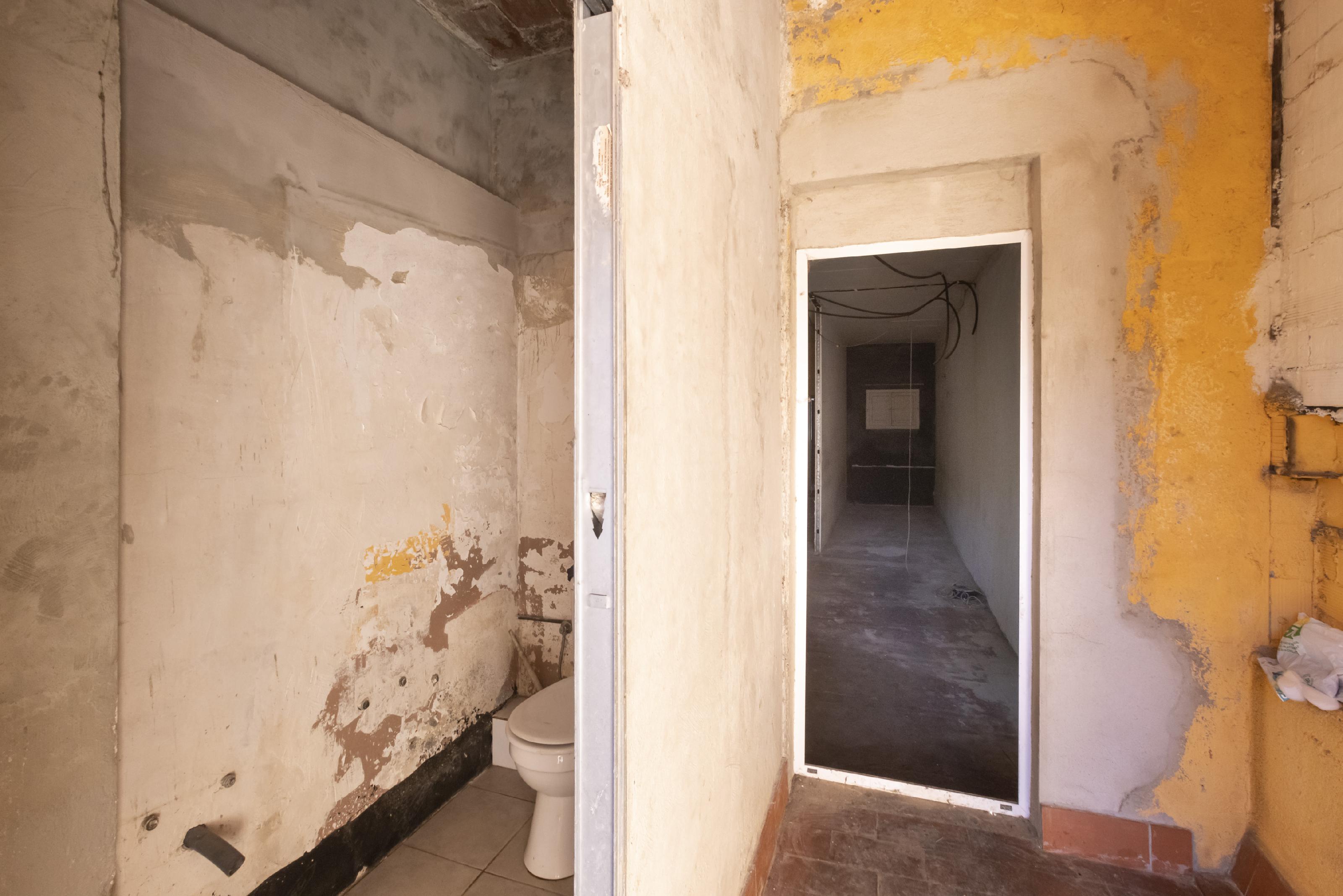 Imagen 17 Casa en venta en Montgat / Edificio en Montgat, Barcelona