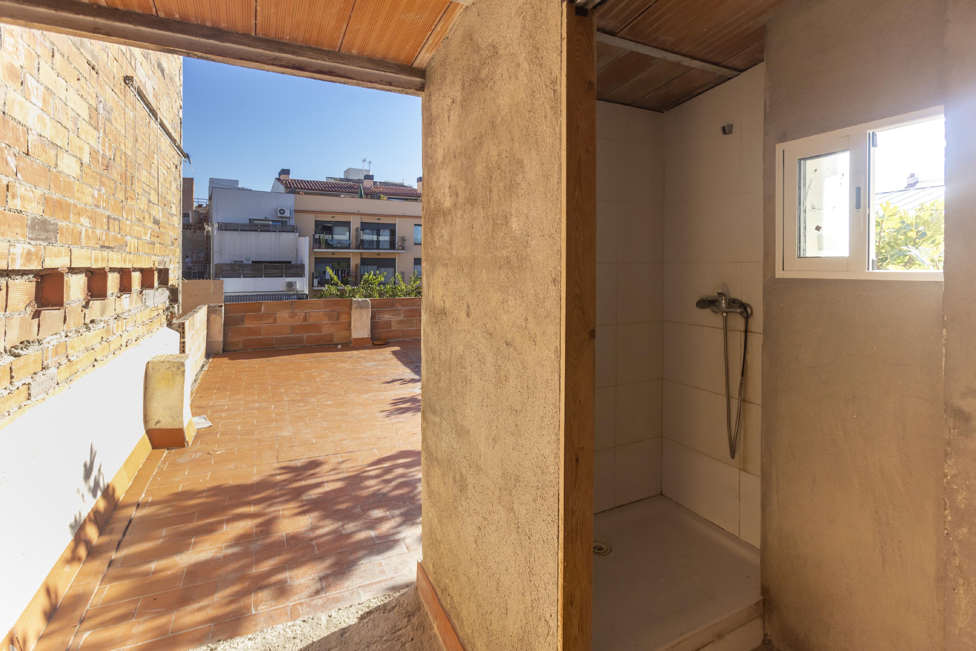 Imagen 21 Casa en venta en Montgat / Edificio en Montgat, Barcelona