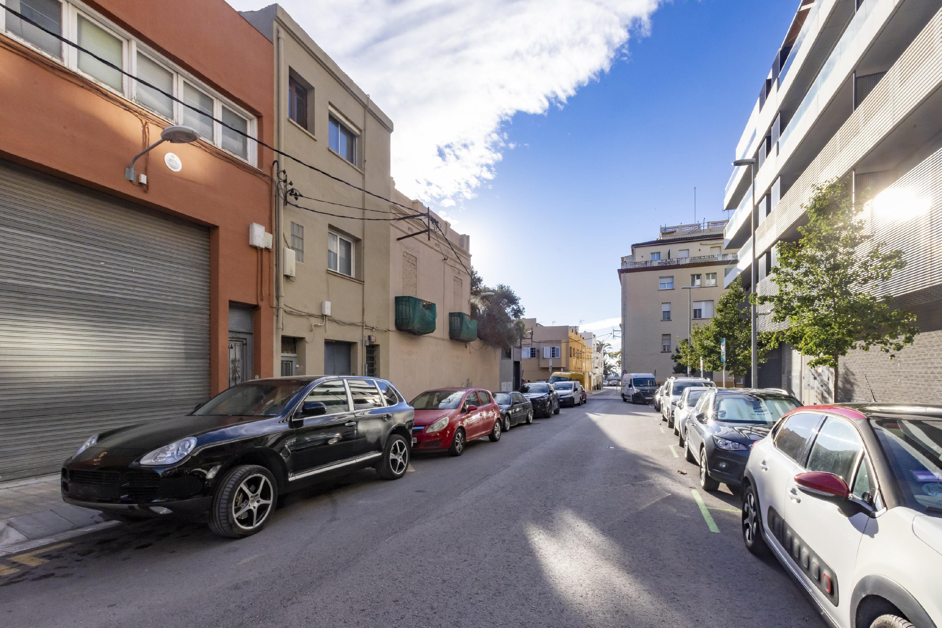 Imagen 4 Casa en venta en Montgat / Edificio en Montgat, Barcelona