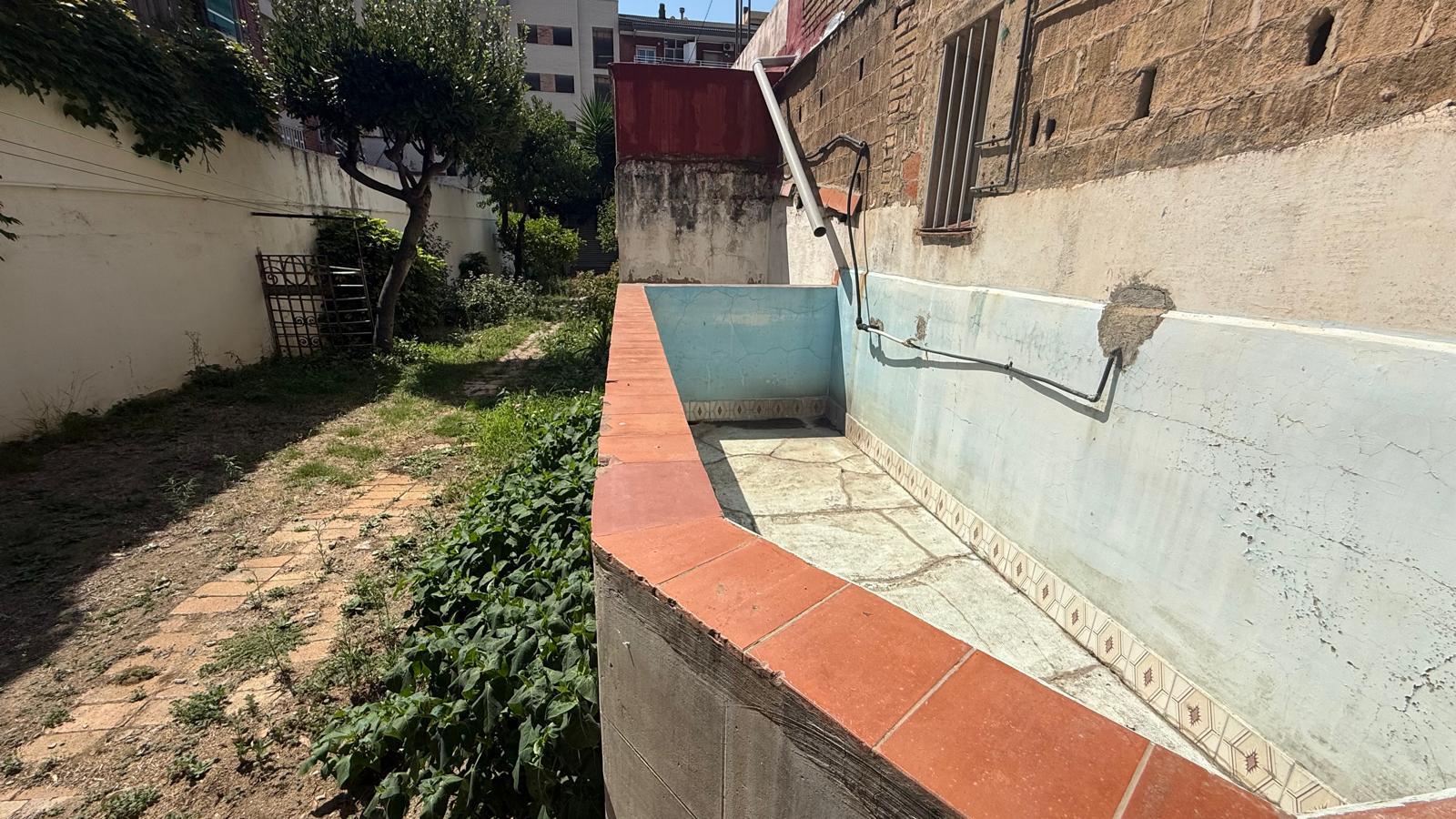 Imagen 15 Casa Aislada en venta en Santa Coloma De Gramenet / Singuerlin Santa Coloma Gramanet