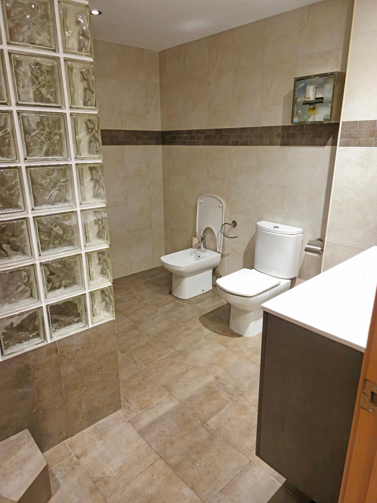 Imagen 9 Dúplex en venta en Badalona / En pasaje de Fortuny cerca de la C31