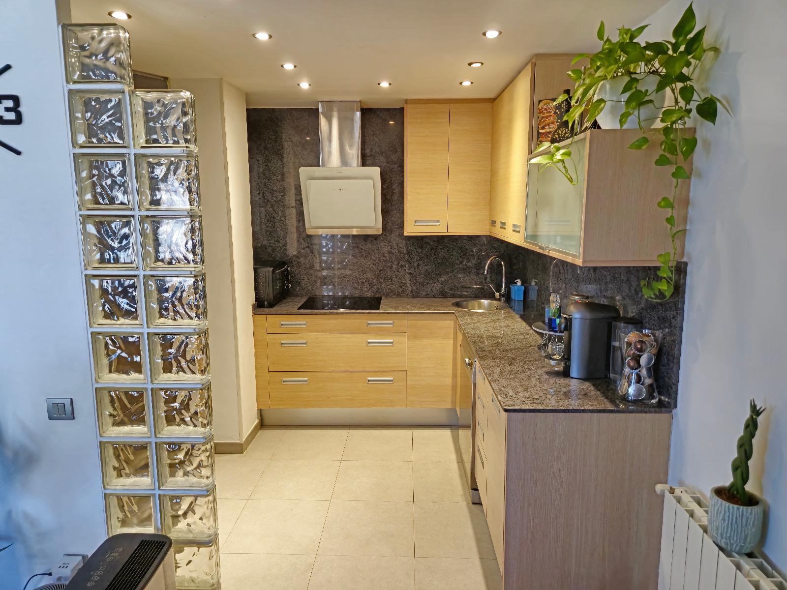 Imagen 4 Dúplex en venta en Badalona / En pasaje de Fortuny cerca de la C31