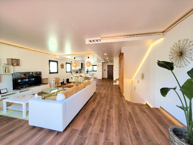 Imagen 5 Inmueble 300472 - Casa Adosada en venta en Montgat / Chalet Adosado en Montgat.