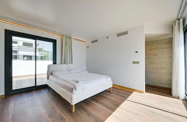 Imagen 29 Inmueble 300472 - Casa Adosada en venta en Montgat / Chalet Adosado en Montgat.