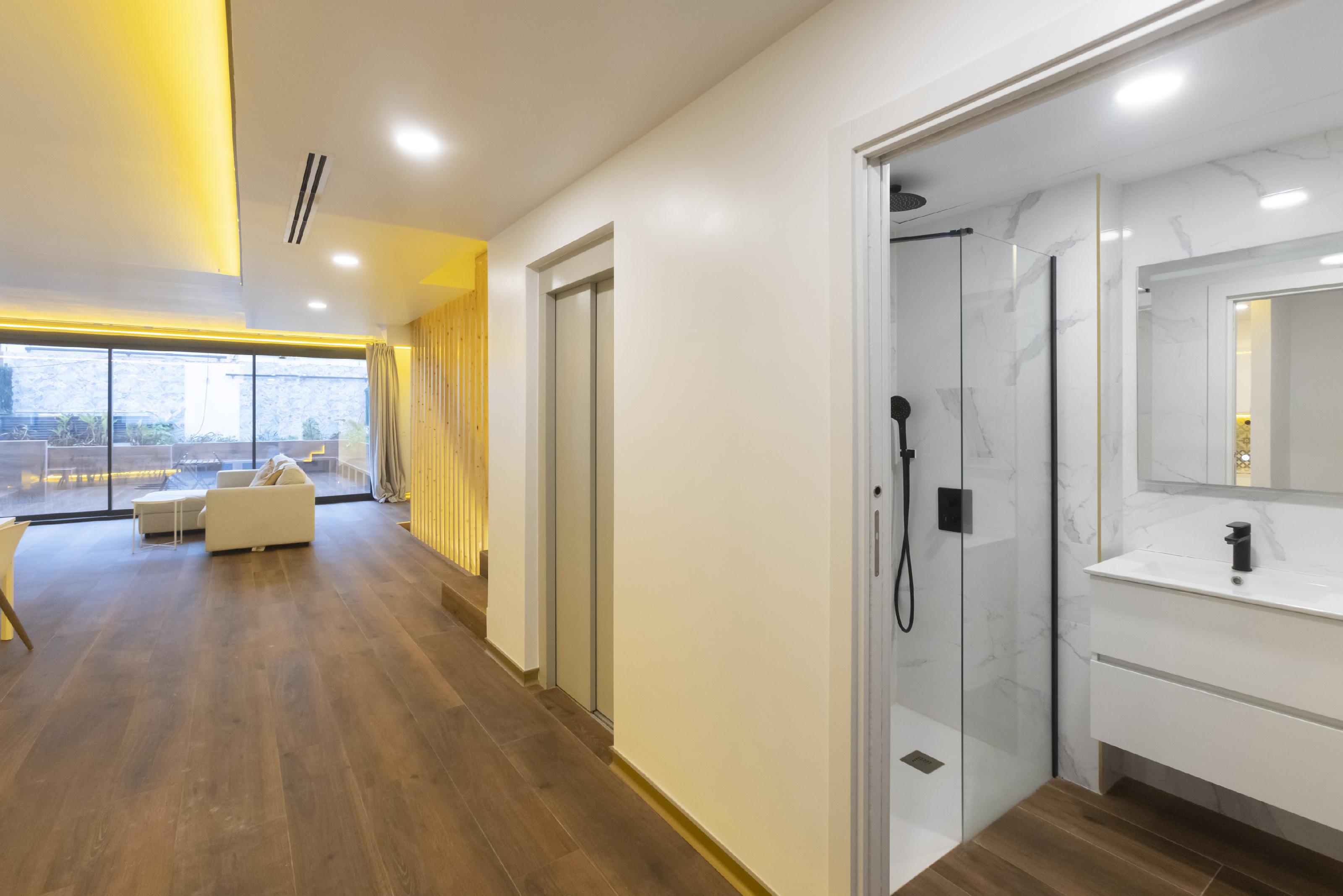 Imagen 15 Casa Adosada en venta en Montgat / Chalet Adosado en Montgat.