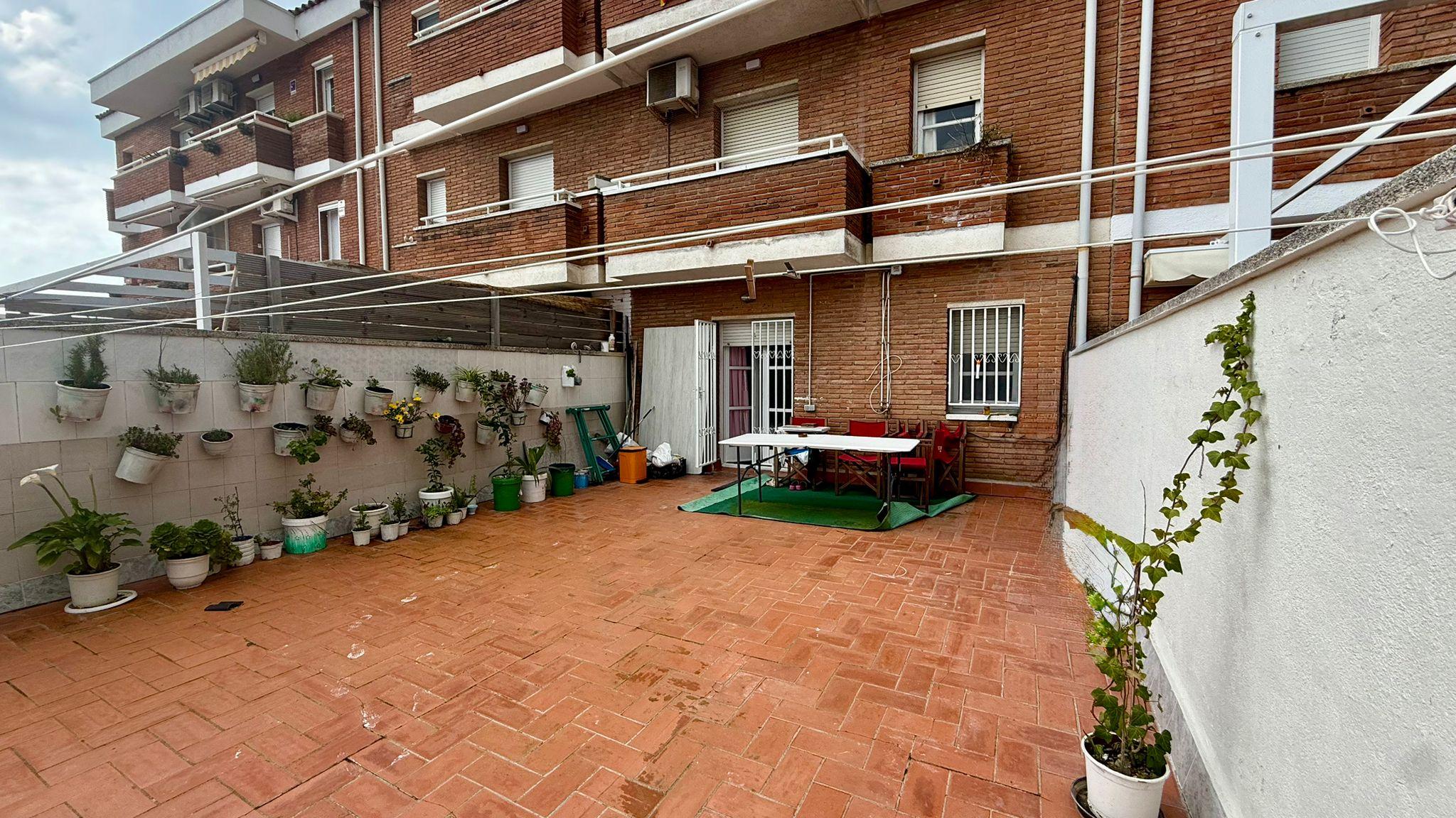 Imagen 1 Piso en venta en Malgrat De Mar / Piso con terraza en el Centro de Malgrat de Mar