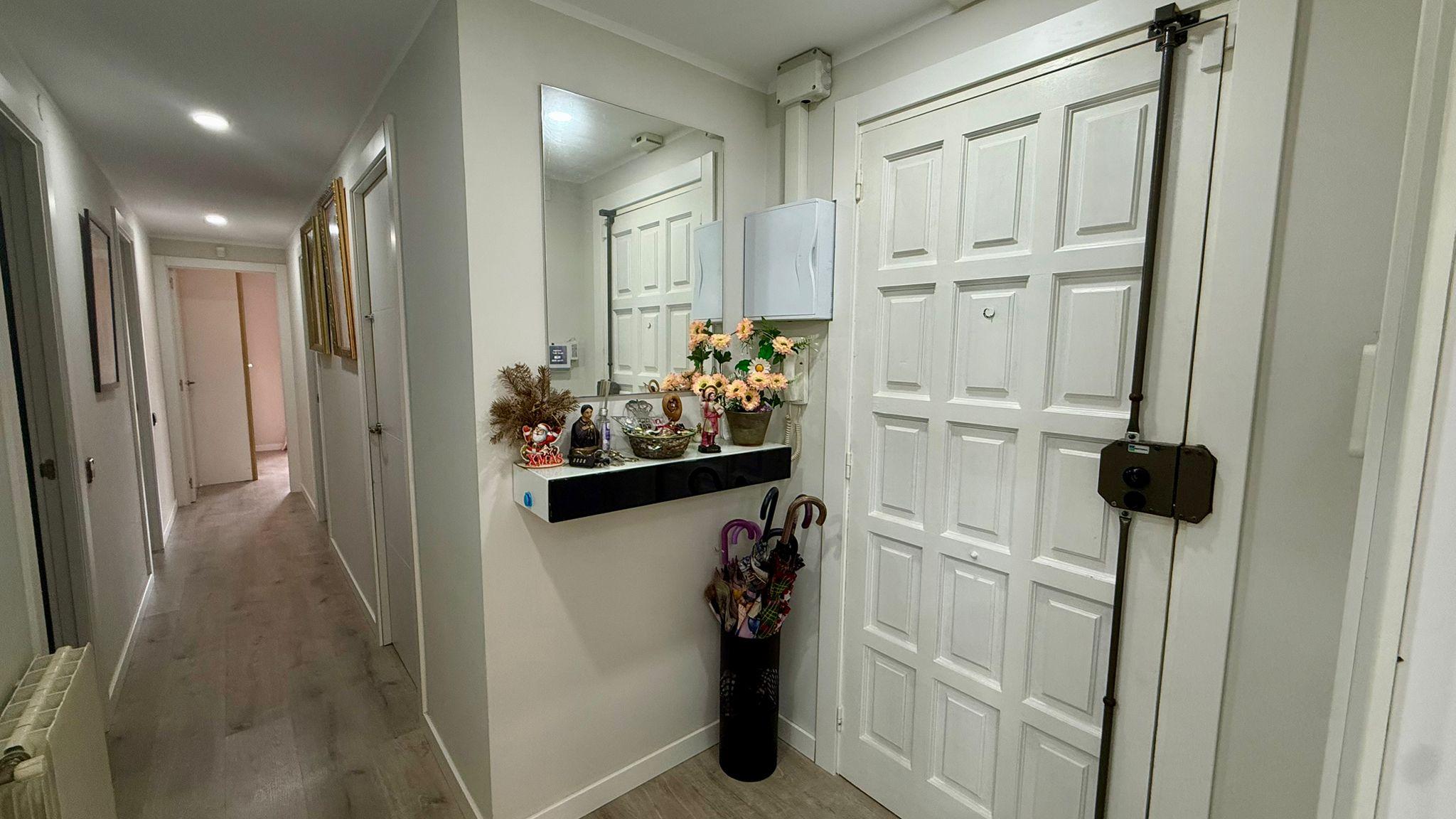 Imagen 10 Piso en venta en Malgrat De Mar / Piso con terraza en el Centro de Malgrat de Mar