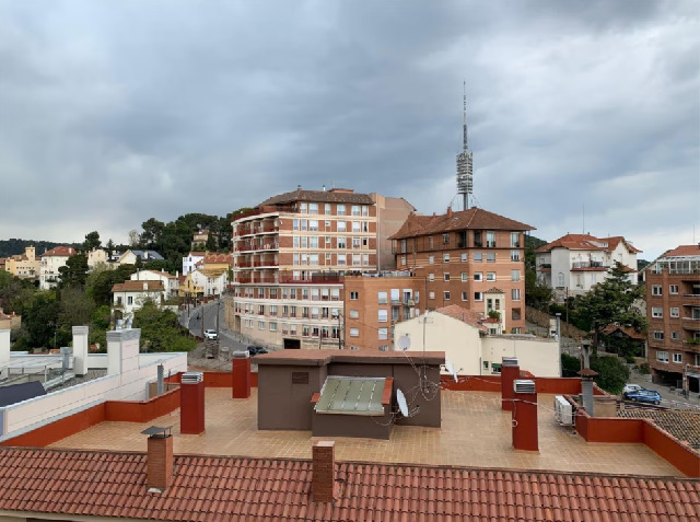 Imagen 4 Inmueble 290113 - Piso en venta en Barcelona / Zona centro de Vallvidrera.