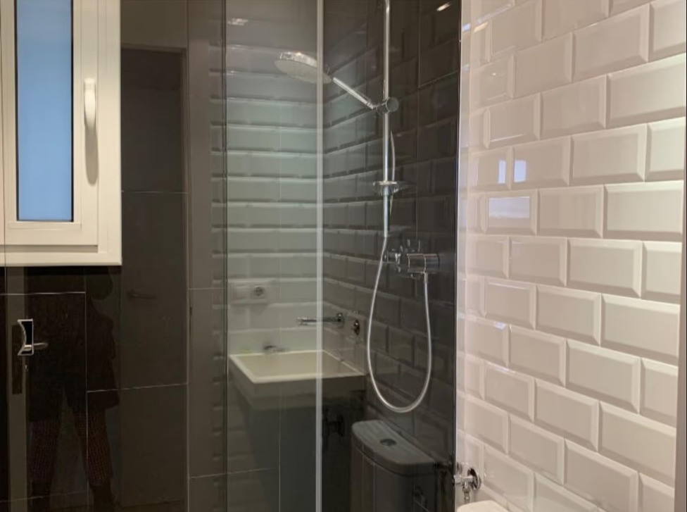 Imagen 11 Piso en venta en Barcelona / Zona centro de Vallvidrera.