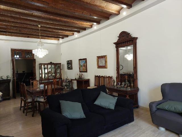 Imagen 5 Inmueble 293056 - Piso en venta en Barcelona / Frente a la Escultura de Pitarra