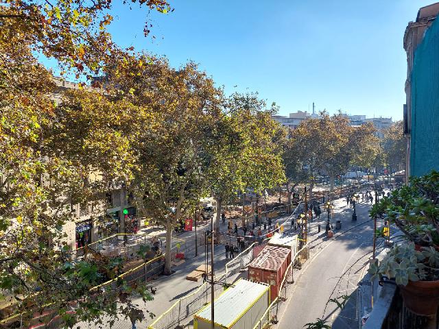 Imagen 10 Inmueble 293056 - Piso en venta en Barcelona / Frente a la Escultura de Pitarra