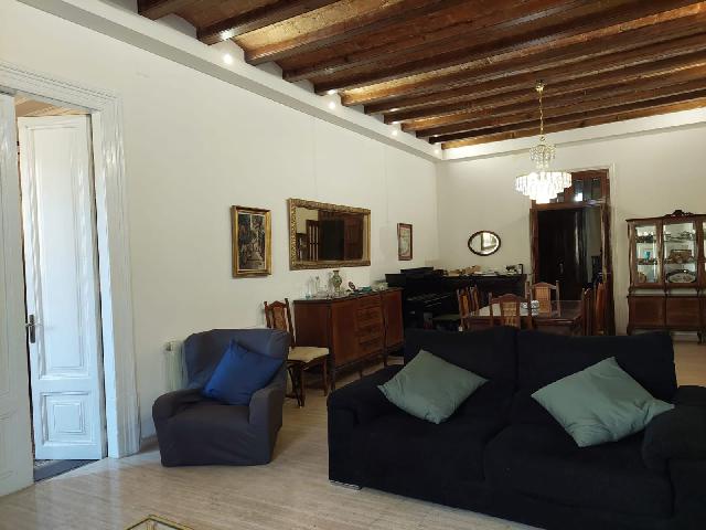 Imagen 23 Inmueble 293056 - Piso en venta en Barcelona / Frente a la Escultura de Pitarra