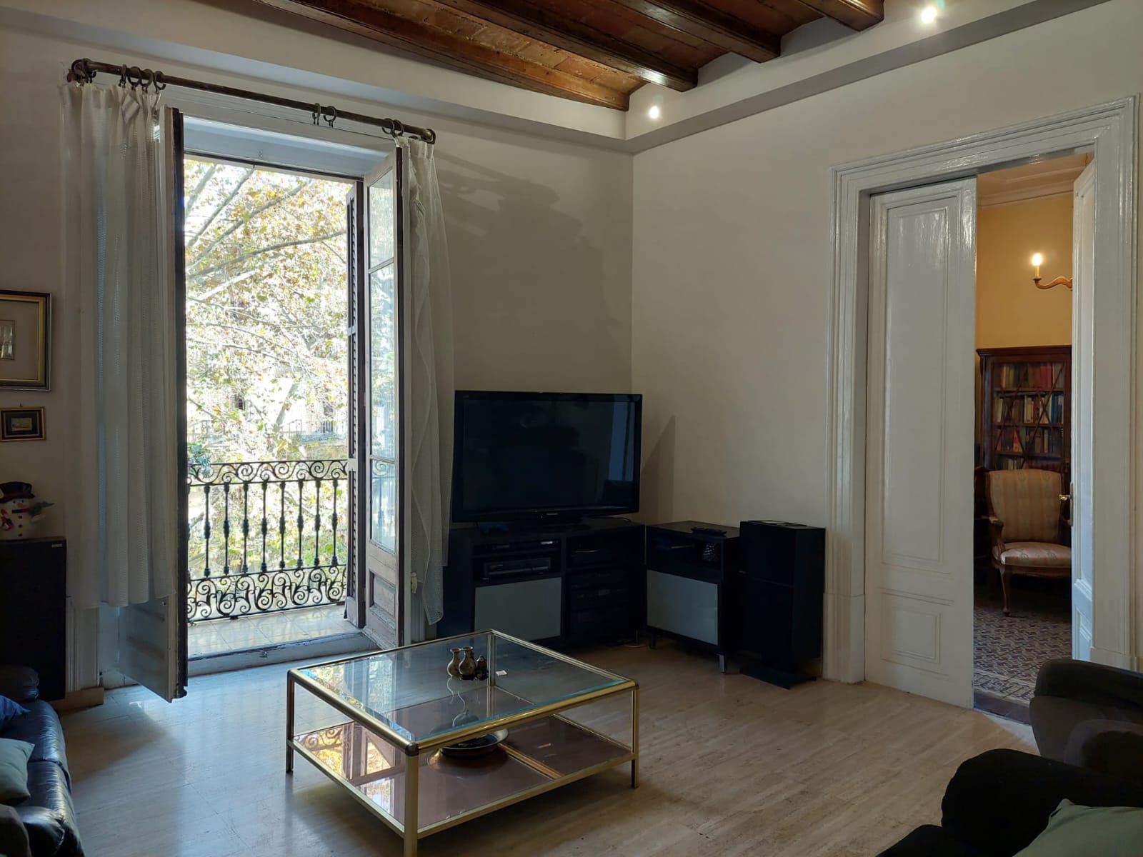 Imagen 24 Piso en venta en Barcelona / Frente a la Escultura de Pitarra